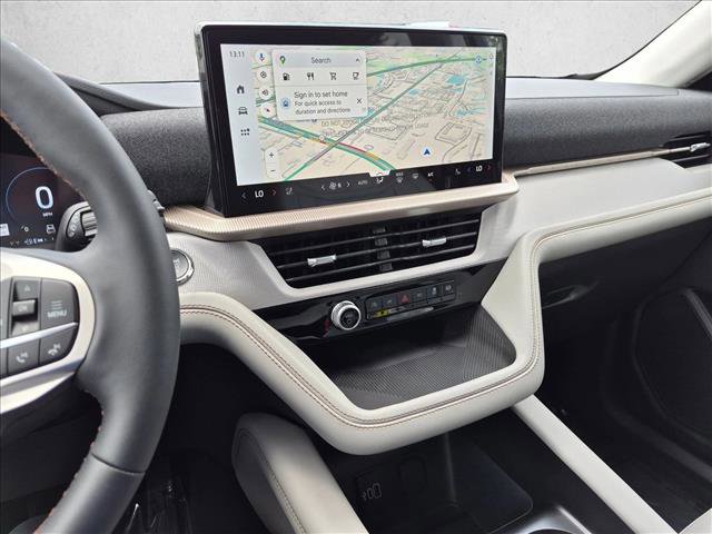 New 2026 Ford Explorer Active RWD image 11
