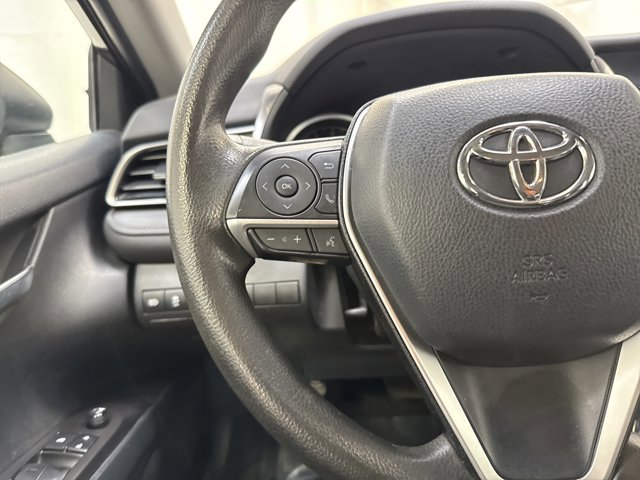 Used 2022 Toyota Camry LE FWD image 17