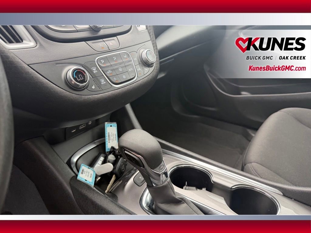 Used 2024 Chevrolet Malibu LT FWD image 14