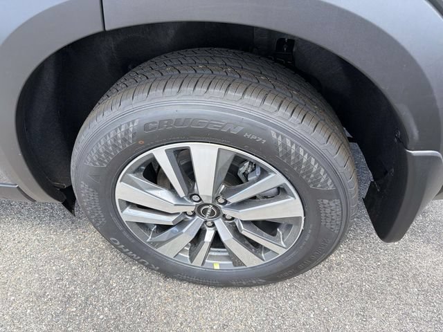 New 2026 Nissan Pathfinder SL AWD/4WD image 8