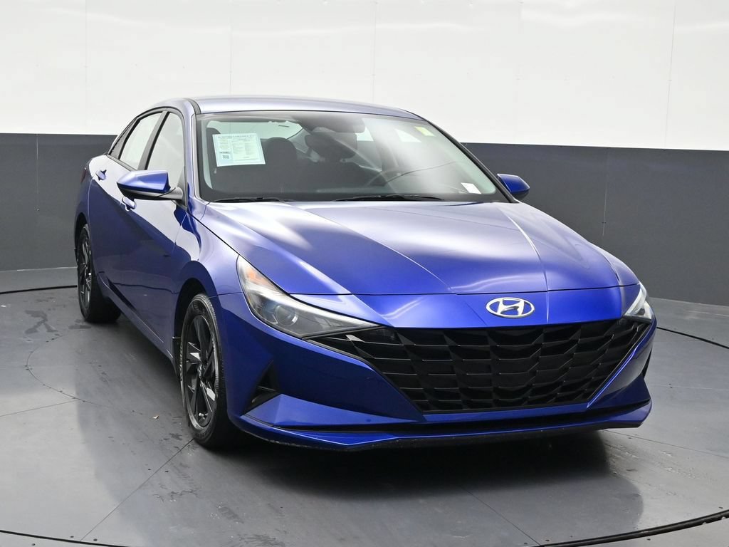 Used 2023 Hyundai Elantra SEL FWD image 8