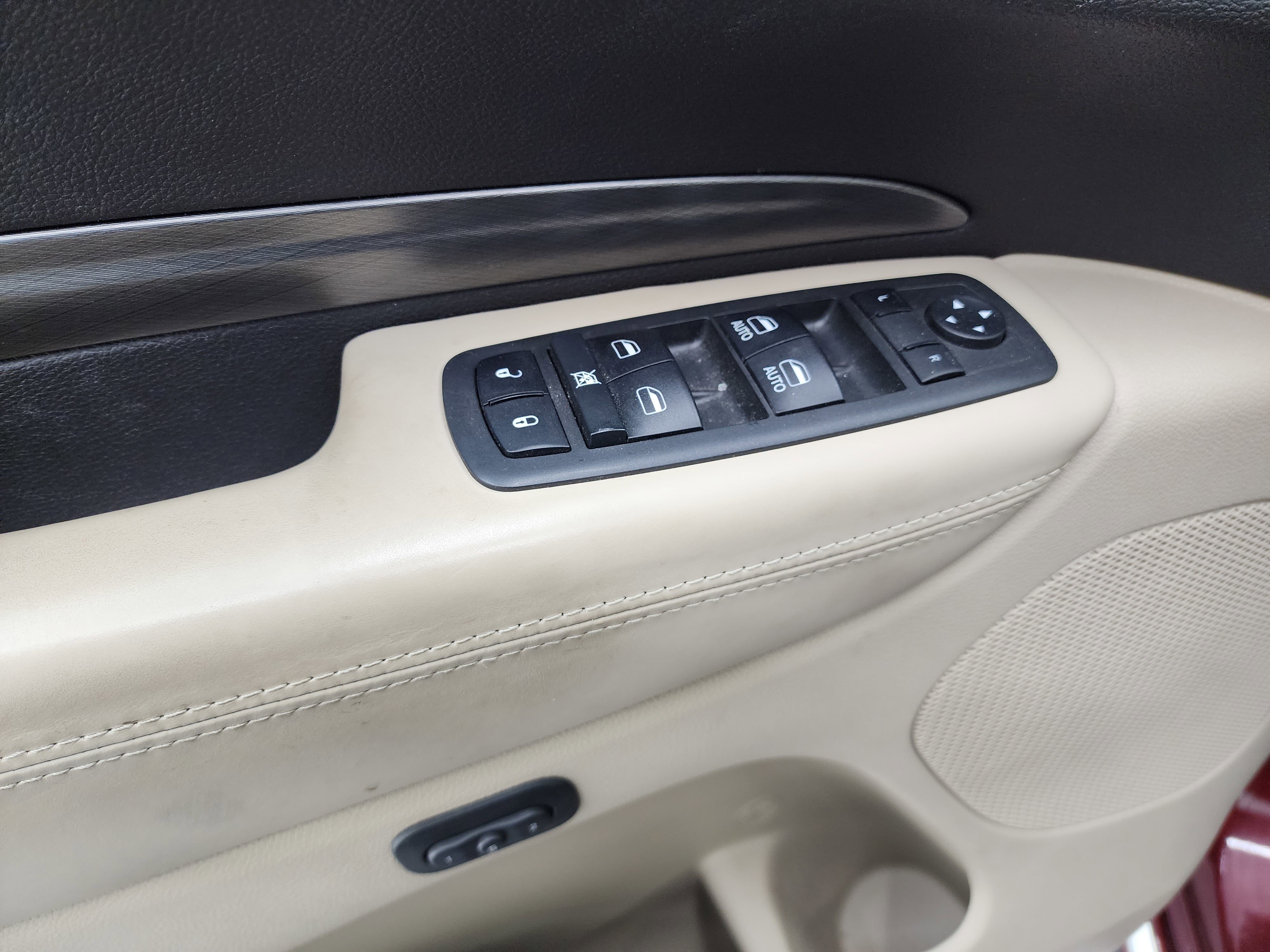 Used 2019 Dodge Durango Citadel w/ Technology Group image 36