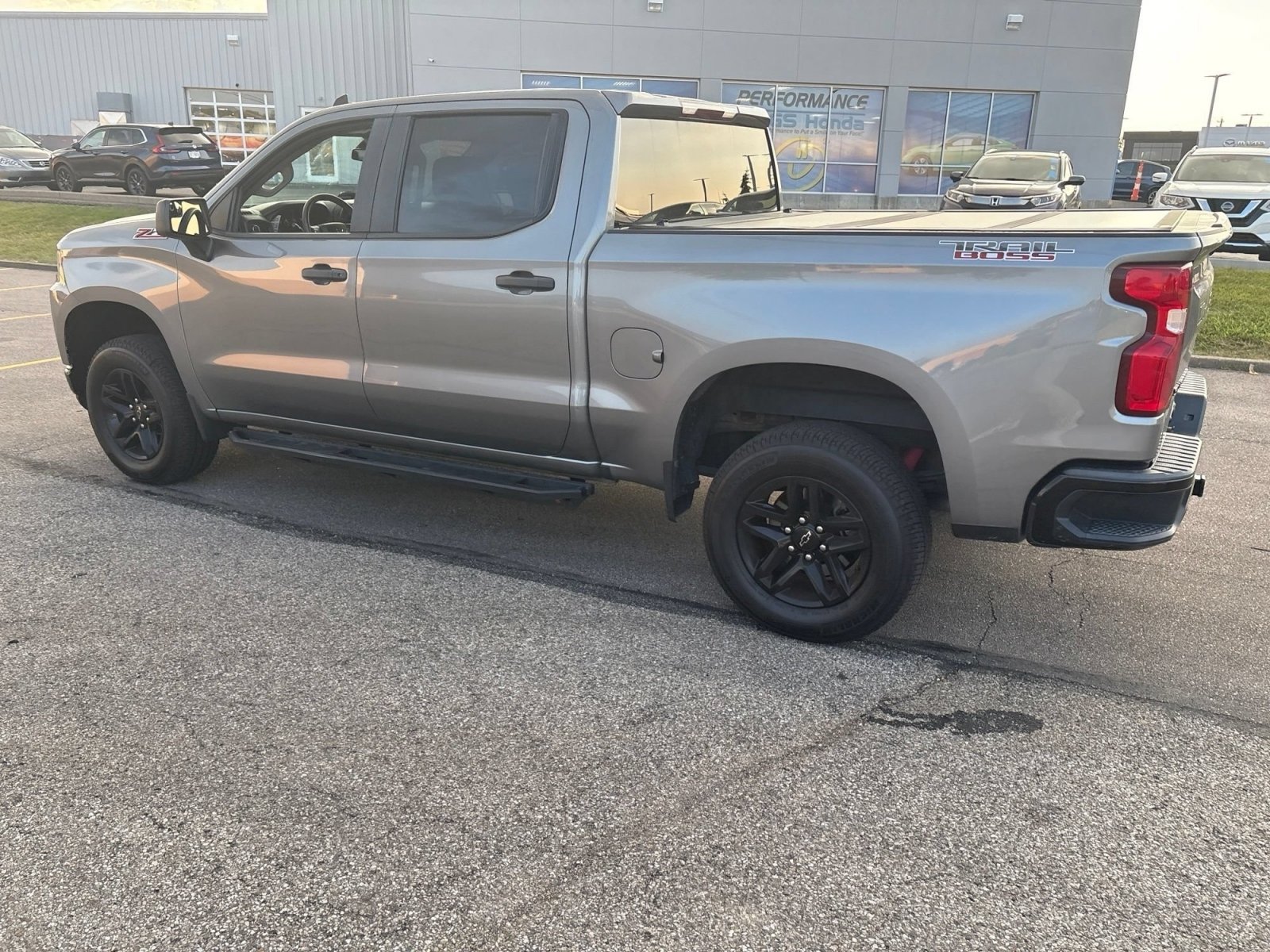 Used 2020 Chevrolet Silverado 1500 Custom Trail Boss w/ Custom Convenience Package AWD/4WD image 18