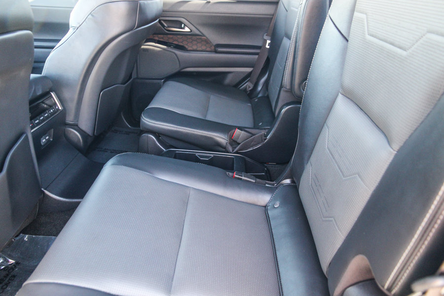 Certified 2024 Lexus GX 550 w/ Accessory Package (Z1) AWD/4WD image 20