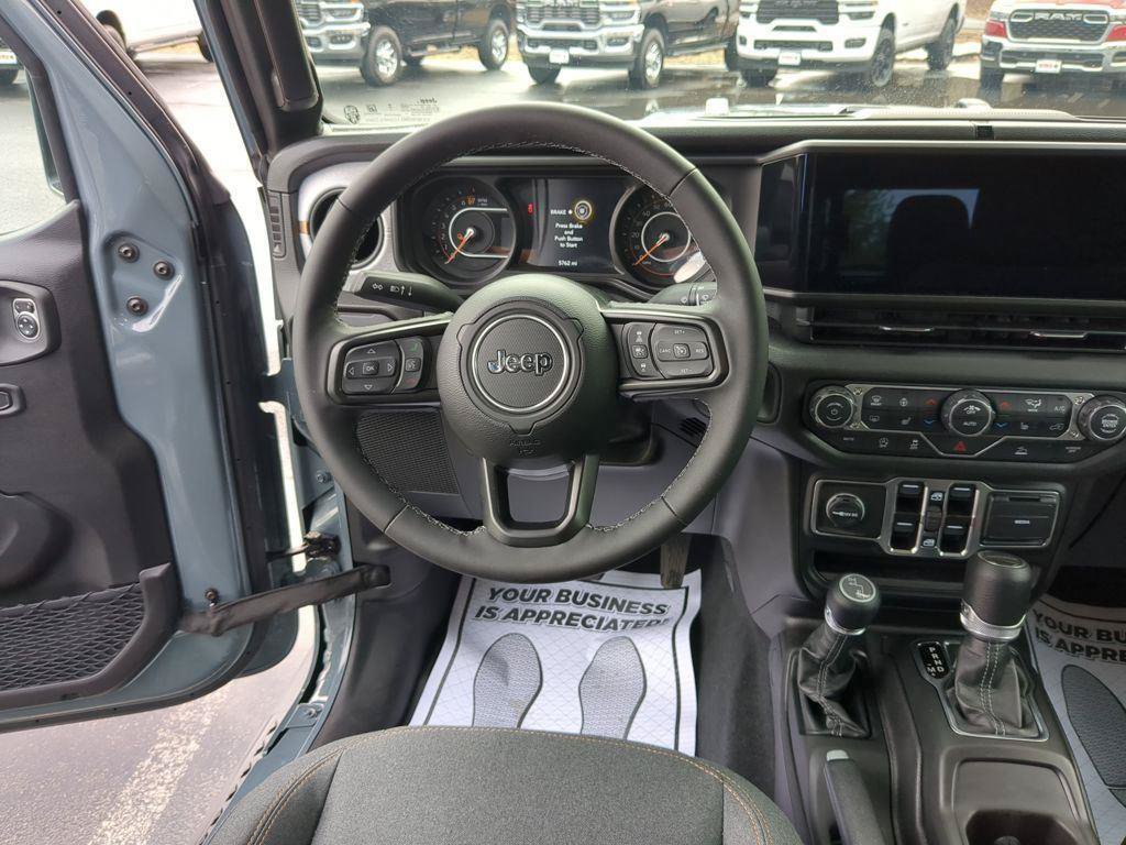 New 2026 Jeep Gladiator Sport AWD/4WD image 22