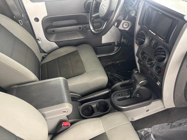 Used 2008 Jeep Wrangler X AWD/4WD image 23