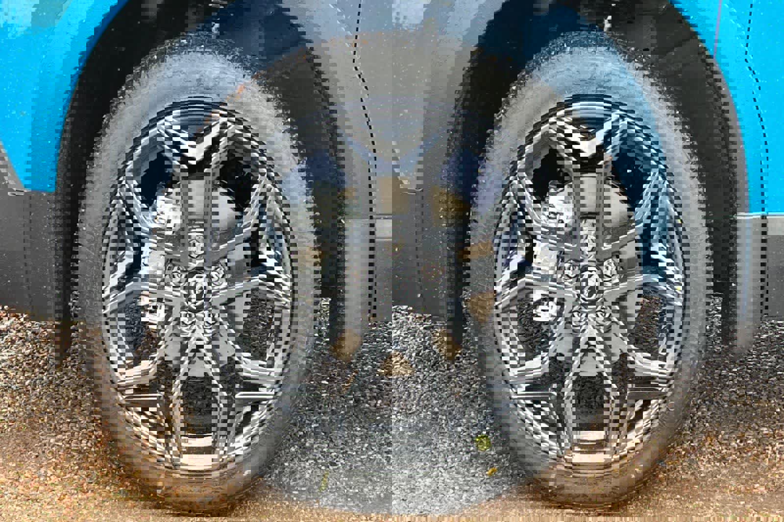 New 2026 Nissan Kicks SR image 30