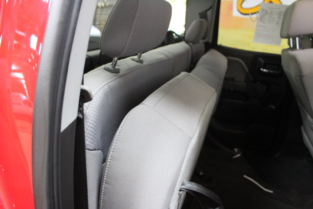 Used 2018 Chevrolet Silverado 1500 Custom w/ Custom Value Package AWD/4WD image 9