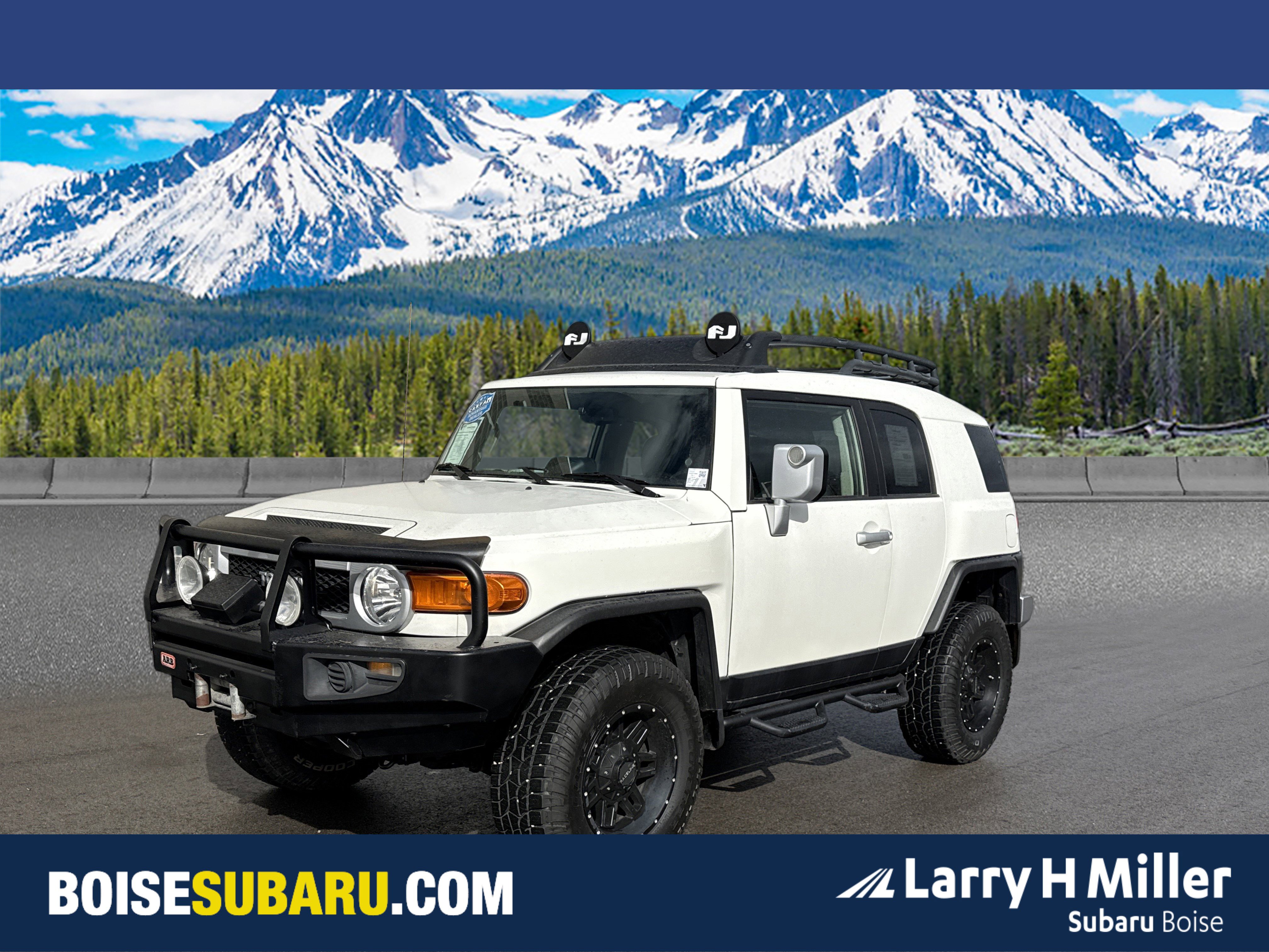 Used 2012 Toyota FJ Cruiser Base w/ Convenience Pkg