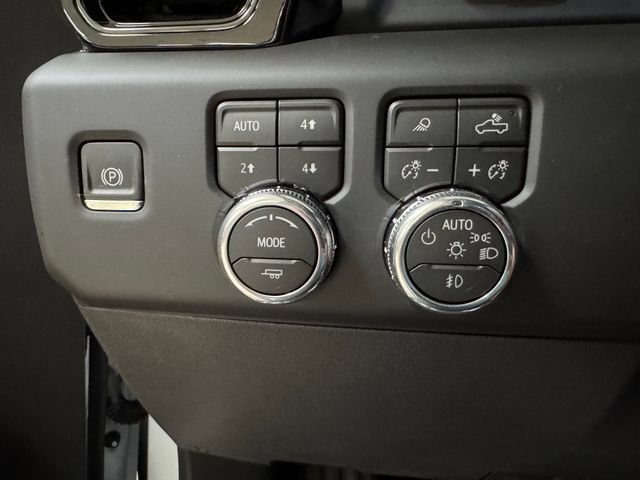 Used 2026 GMC Sierra 1500 AT4 w/ AT4 Premium Package AWD/4WD image 10