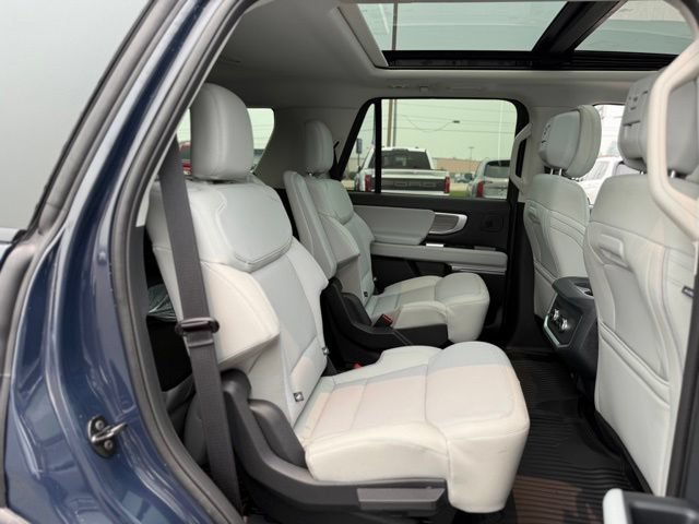 New 2027 Ford Expedition Platinum AWD/4WD image 23