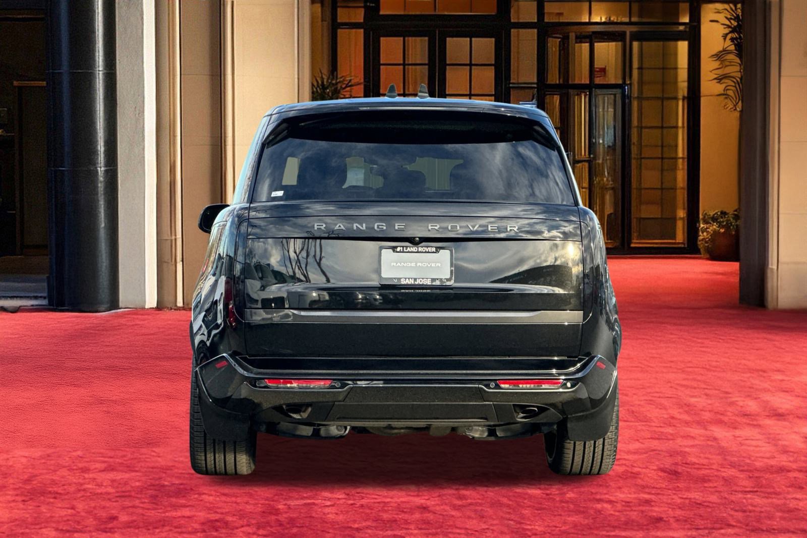 New 2025 Land Rover Range Rover SE image 11