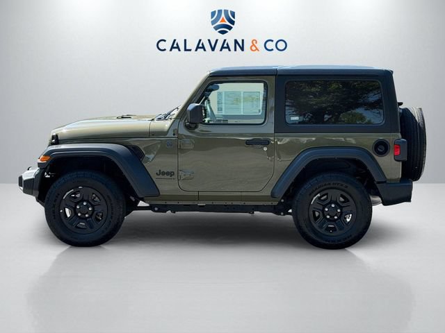 Used 2025 Jeep Wrangler Sport AWD/4WD image 4