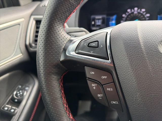 Used 2024 Ford Edge ST-Line image 27