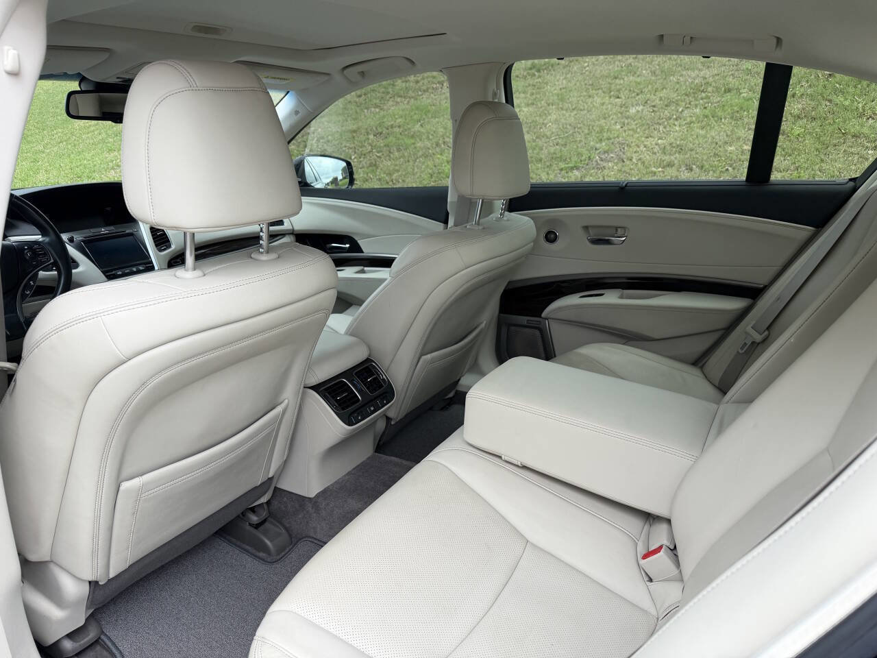 Used 2016 Acura RLX w/ Advance Package FWD image 15