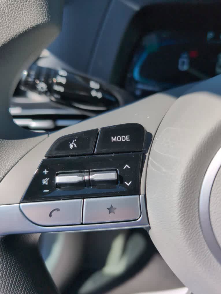 New 2026 Hyundai Elantra SE FWD image 29