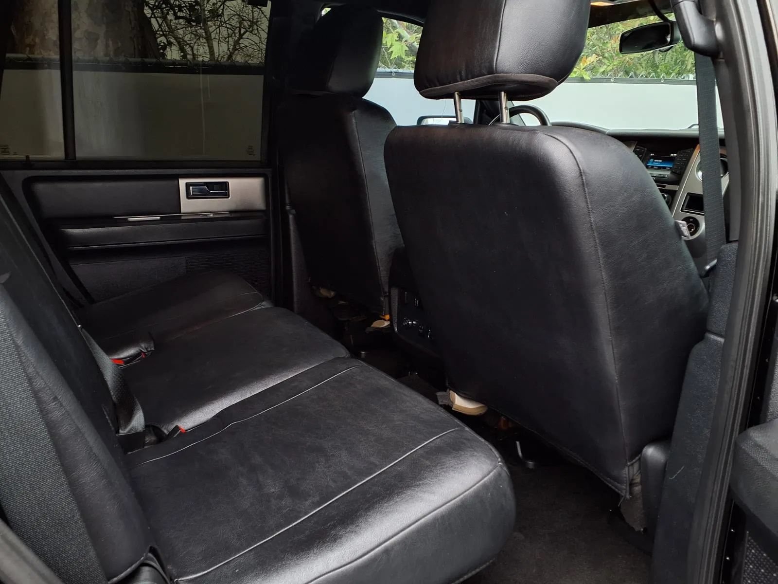 Used 2017 Ford Expedition XLT RWD image 22