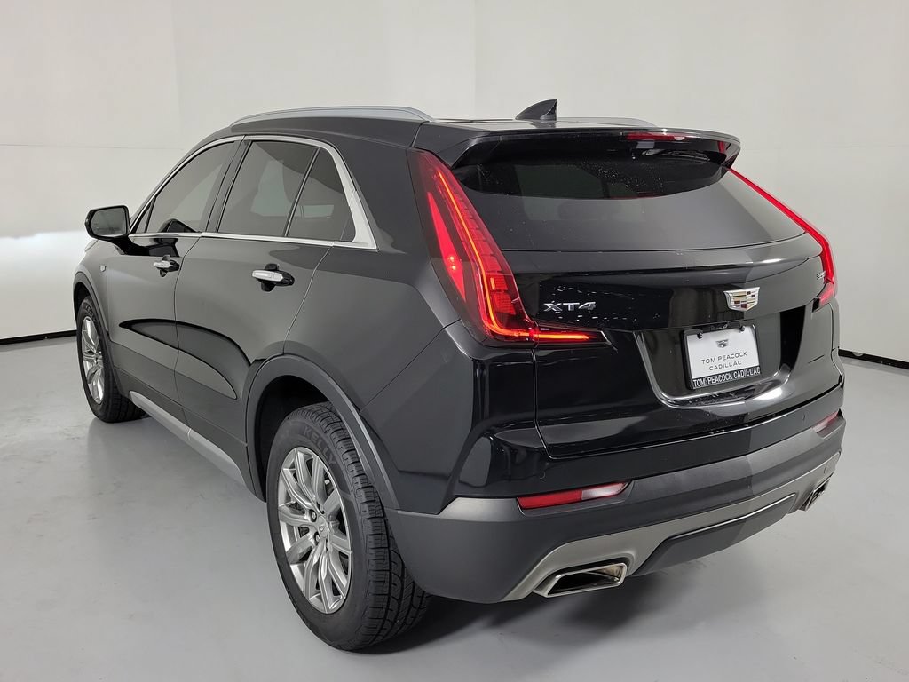 Used 2021 Cadillac XT4 Premium Luxury w/ Driver Awareness Package FWD image 4