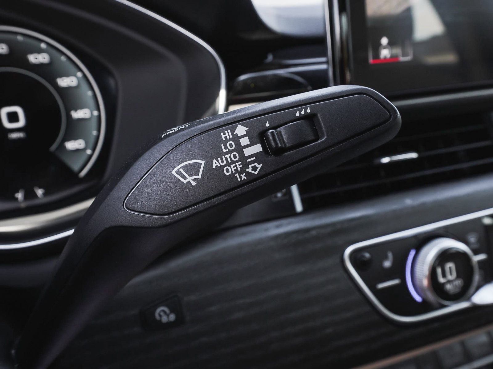 Used 2024 Audi A4 2.0T Premium Plus image 22