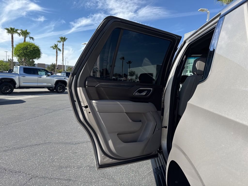 Used 2022 GMC Yukon SLT image 16