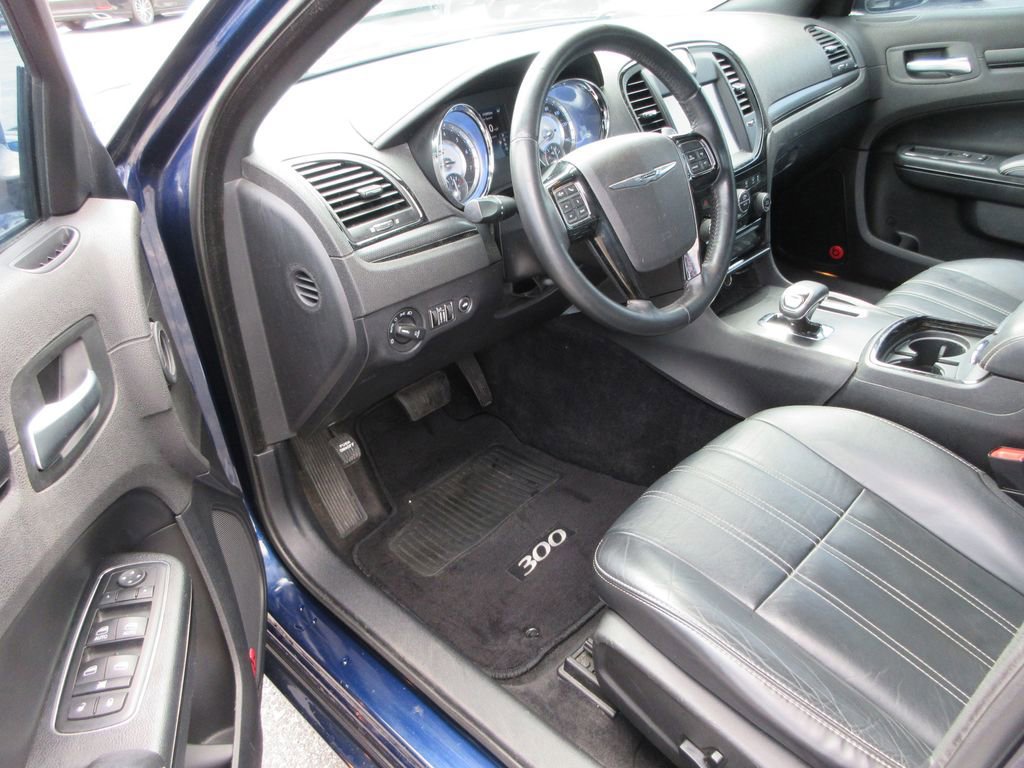 Used 2014 Chrysler 300 S image 13