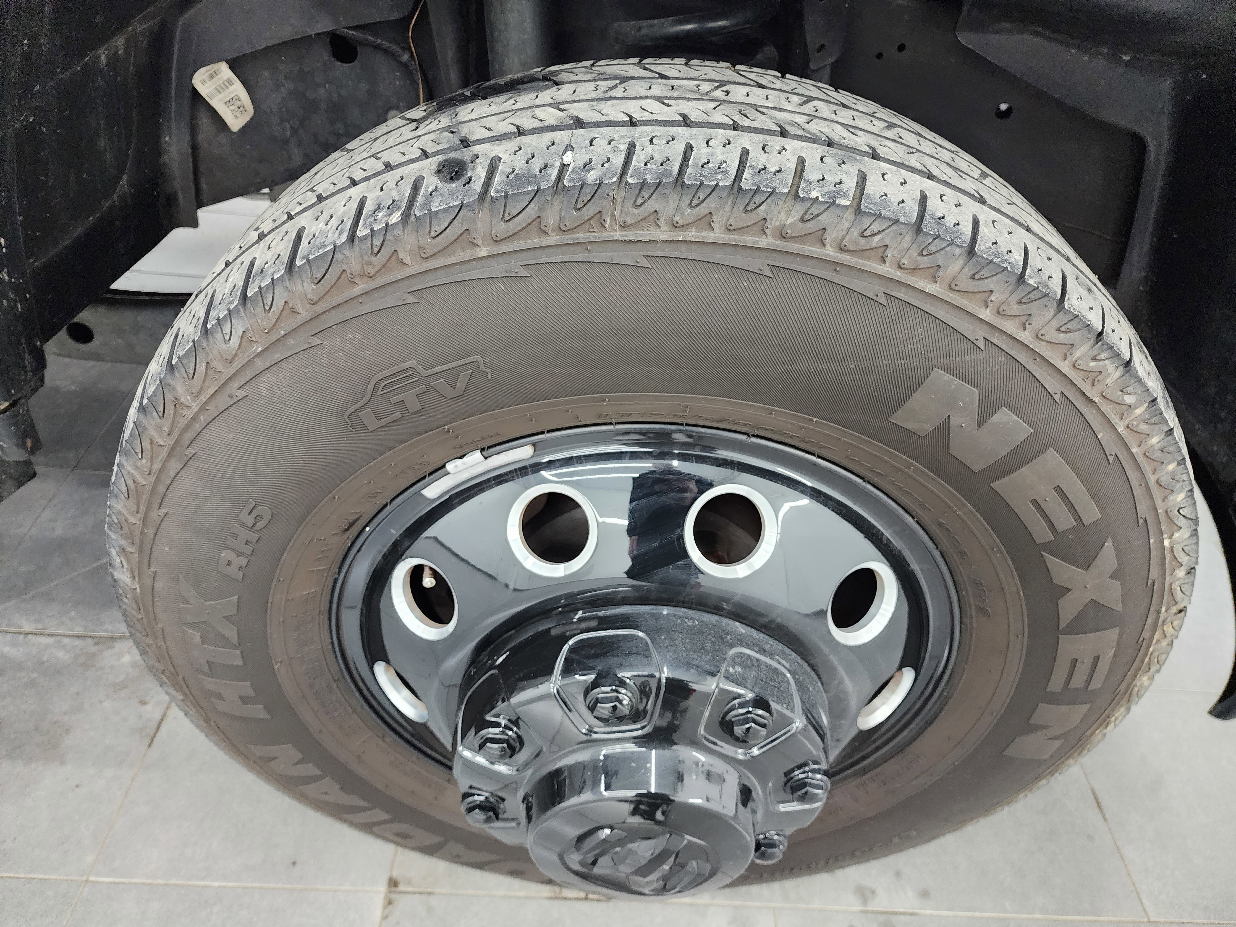 Used 2024 RAM 3500 Big Horn w/ Night Edition image 3