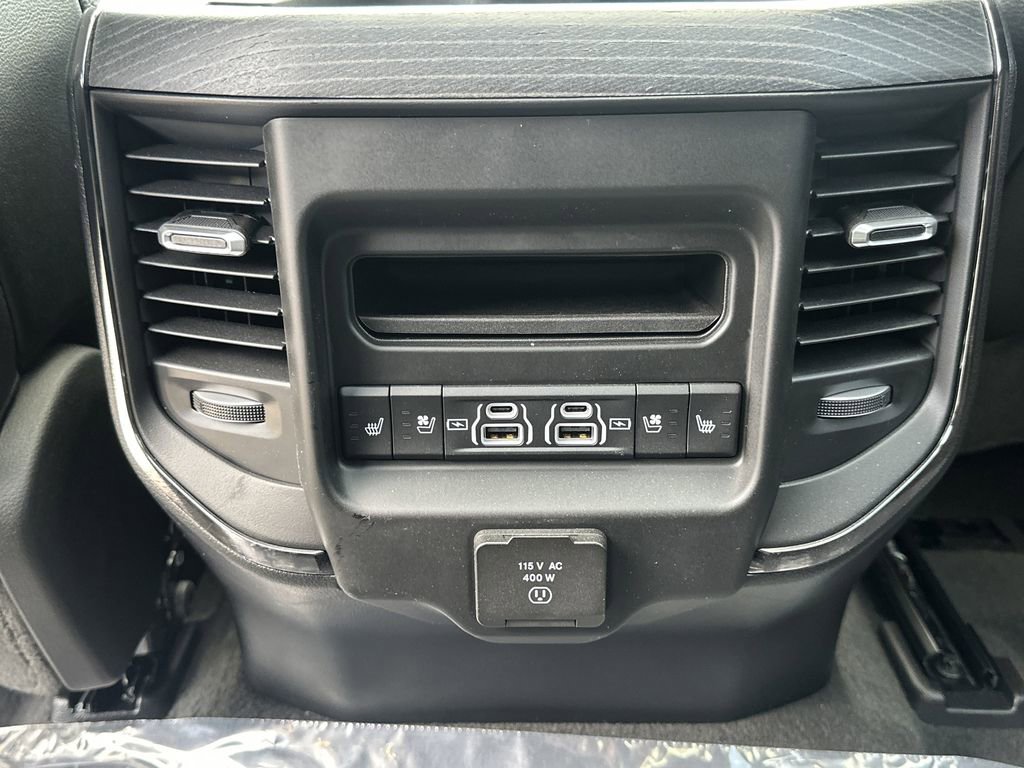 Used 2024 RAM 1500 Limited AWD/4WD image 25