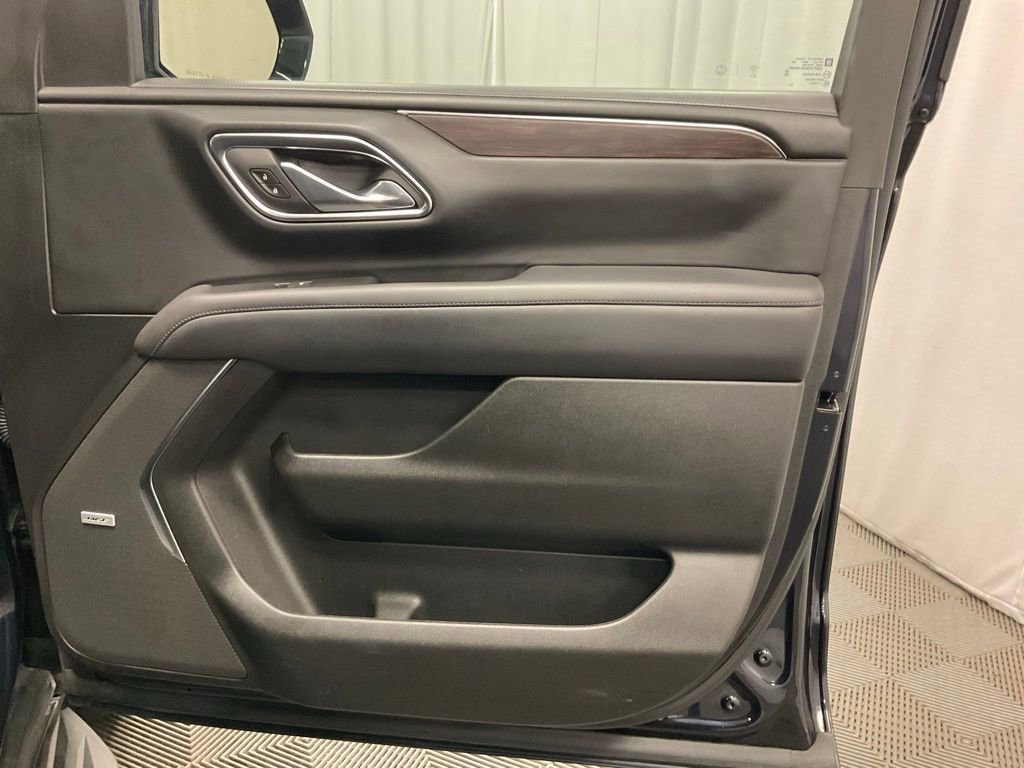 Used 2024 Chevrolet Tahoe LT image 30