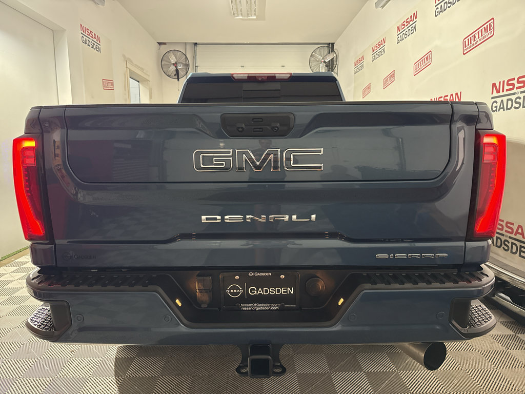 Used 2024 GMC Sierra 2500 Denali Ultimate AWD/4WD image 8