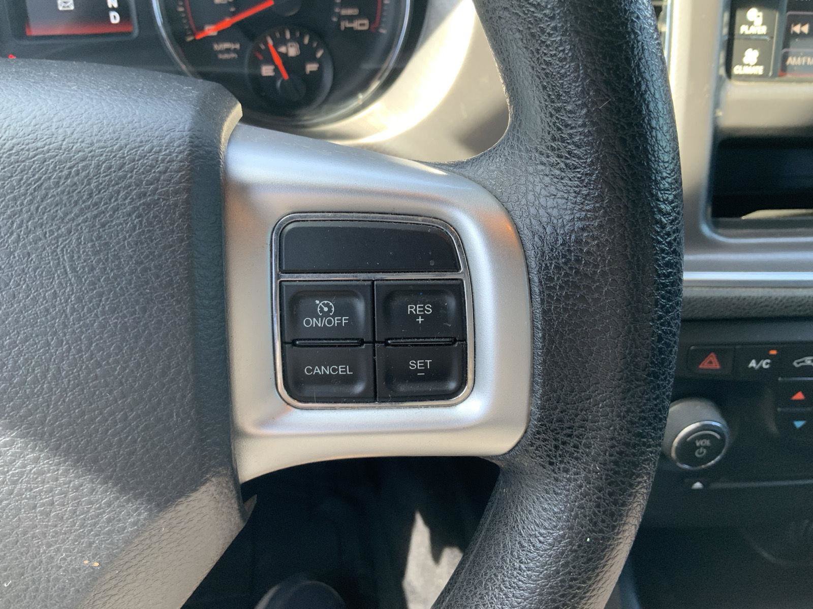 Used 2014 Dodge Charger SE RWD image 21