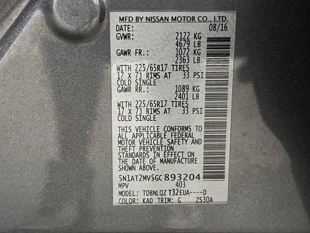 Used 2016 Nissan Rogue SV AWD/4WD image 30