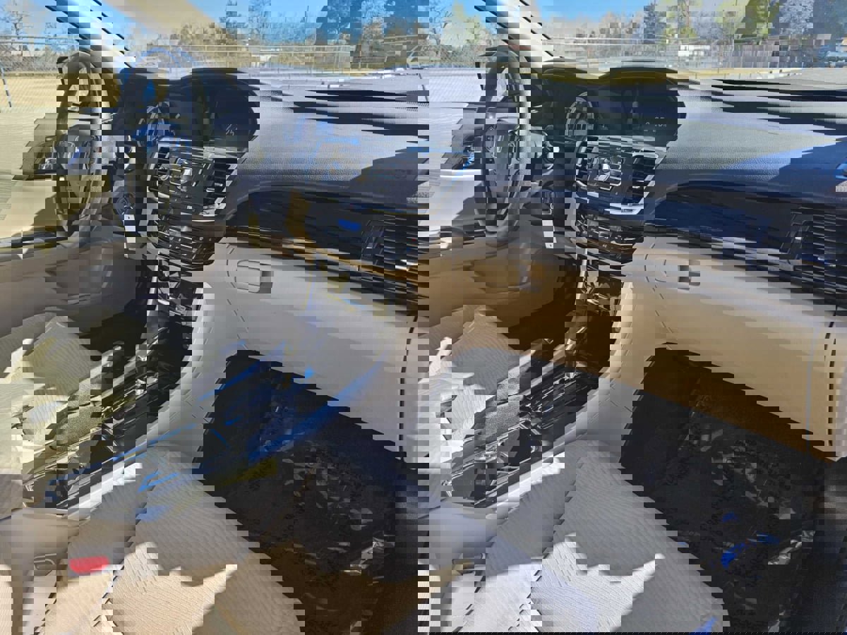 Used 2017 Honda Accord LX image 35