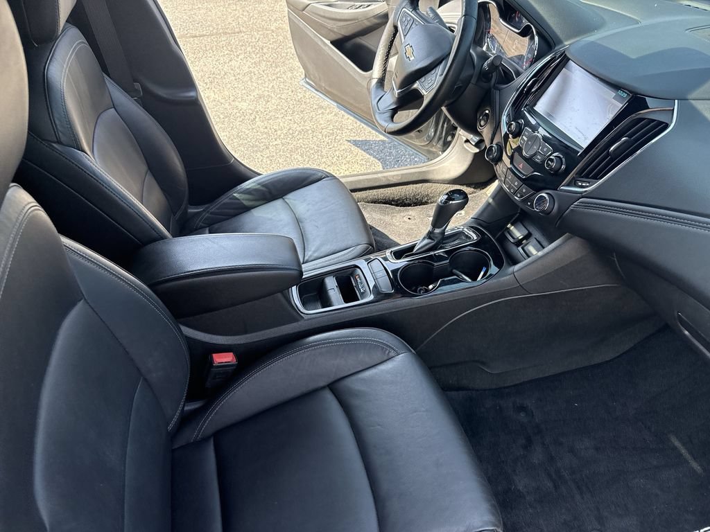 Certified 2017 Chevrolet Cruze Premier FWD image 13