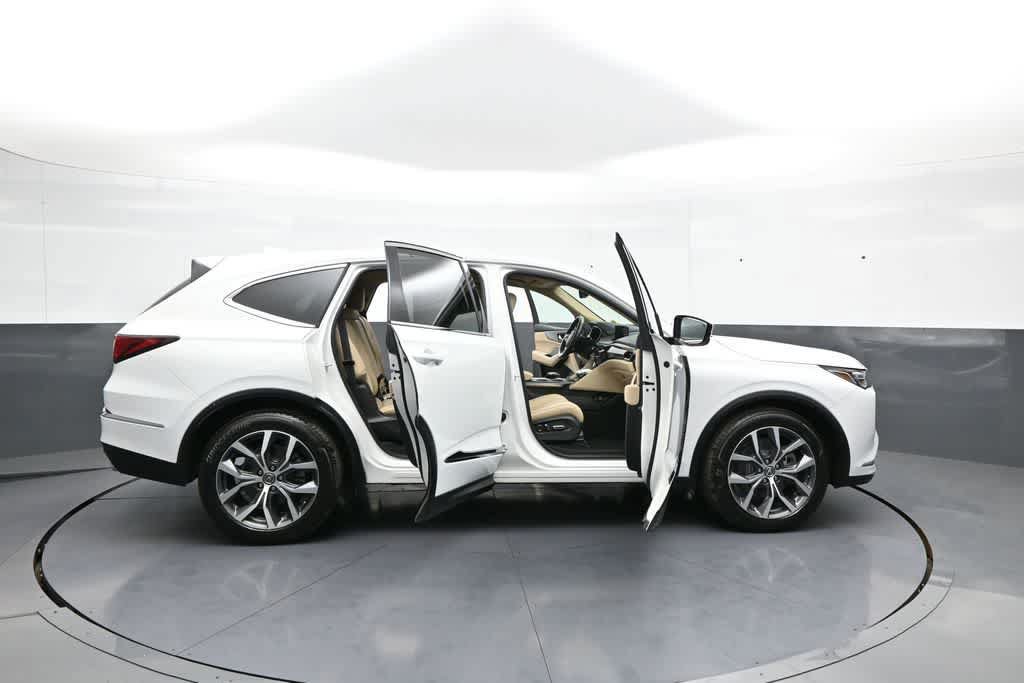 Certified 2024 Acura MDX w/ Technology Package AWD/4WD image 44