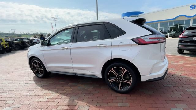 Used 2019 Ford Edge ST w/ Cold Weather Package AWD/4WD image 7