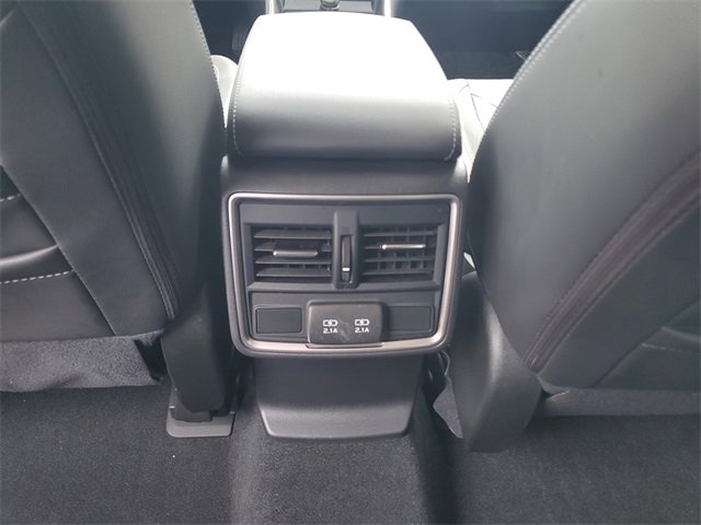 Used 2021 Subaru Forester Limited image 17