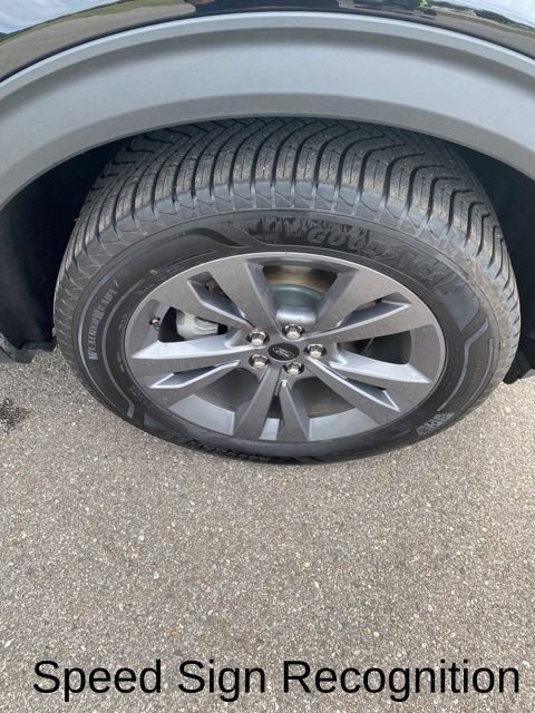 Used 2021 Ford Explorer XLT w/ Equipment Group 202A image 43