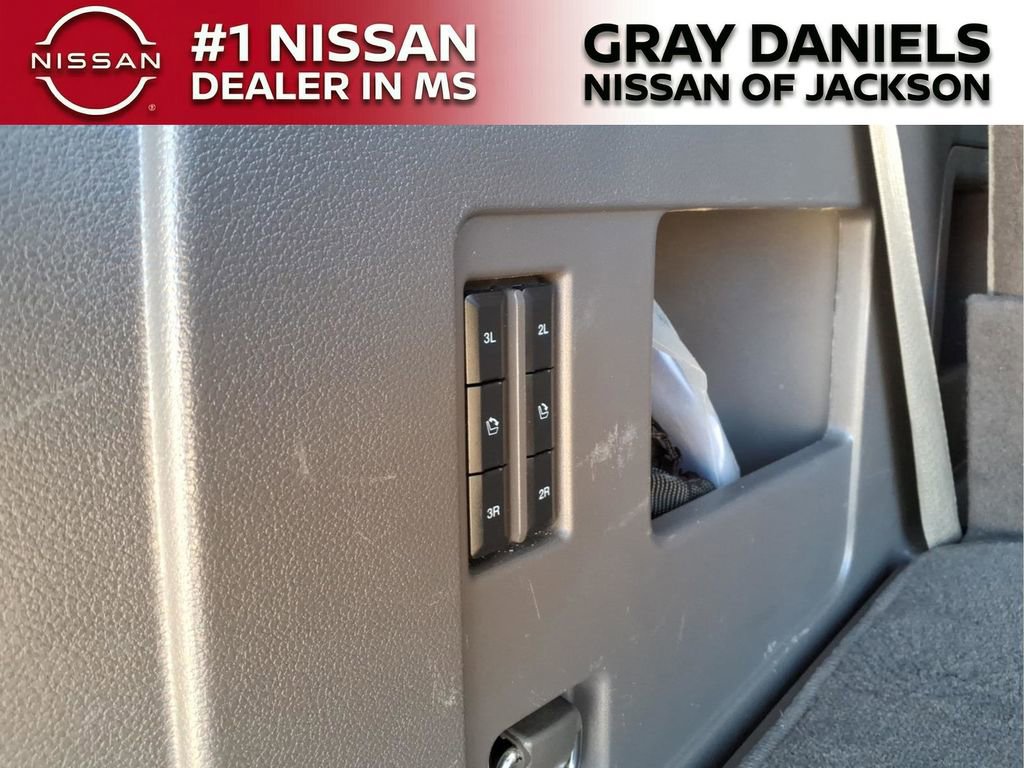 Used 2021 Ford Expedition XLT image 8
