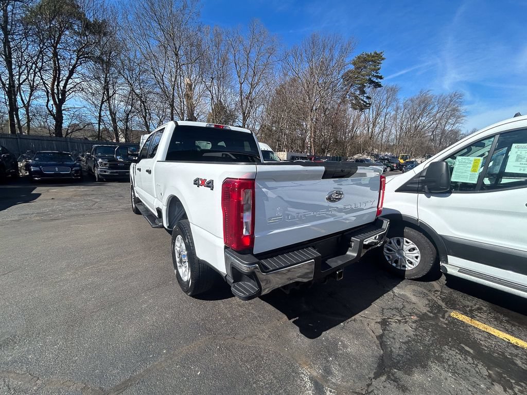 Used 2025 Ford F250 XLT AWD/4WD image 5