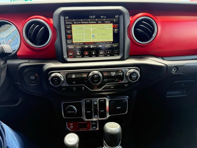 Used 2020 Jeep Gladiator Rubicon AWD/4WD image 17