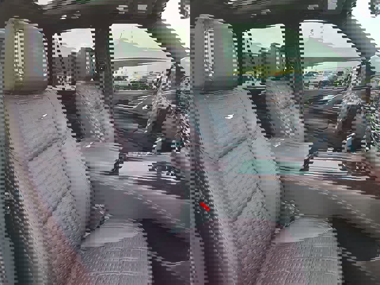 Used 2023 Cadillac Escalade Sport Platinum image 18