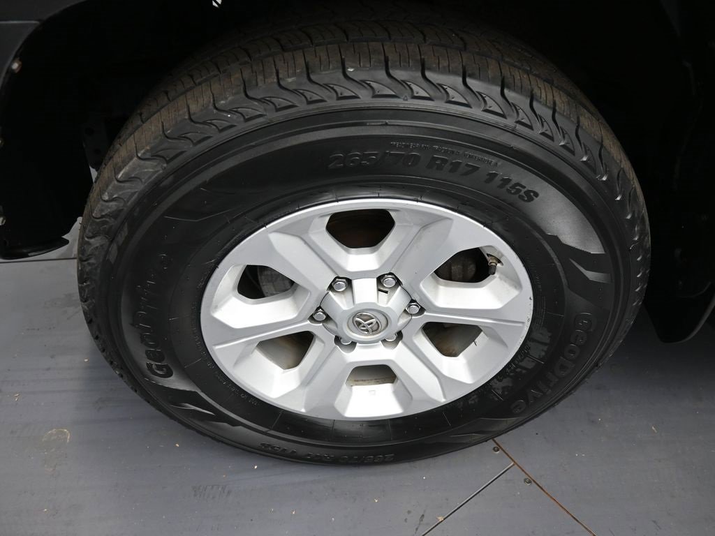 Certified 2016 Toyota 4Runner SR5 image 14