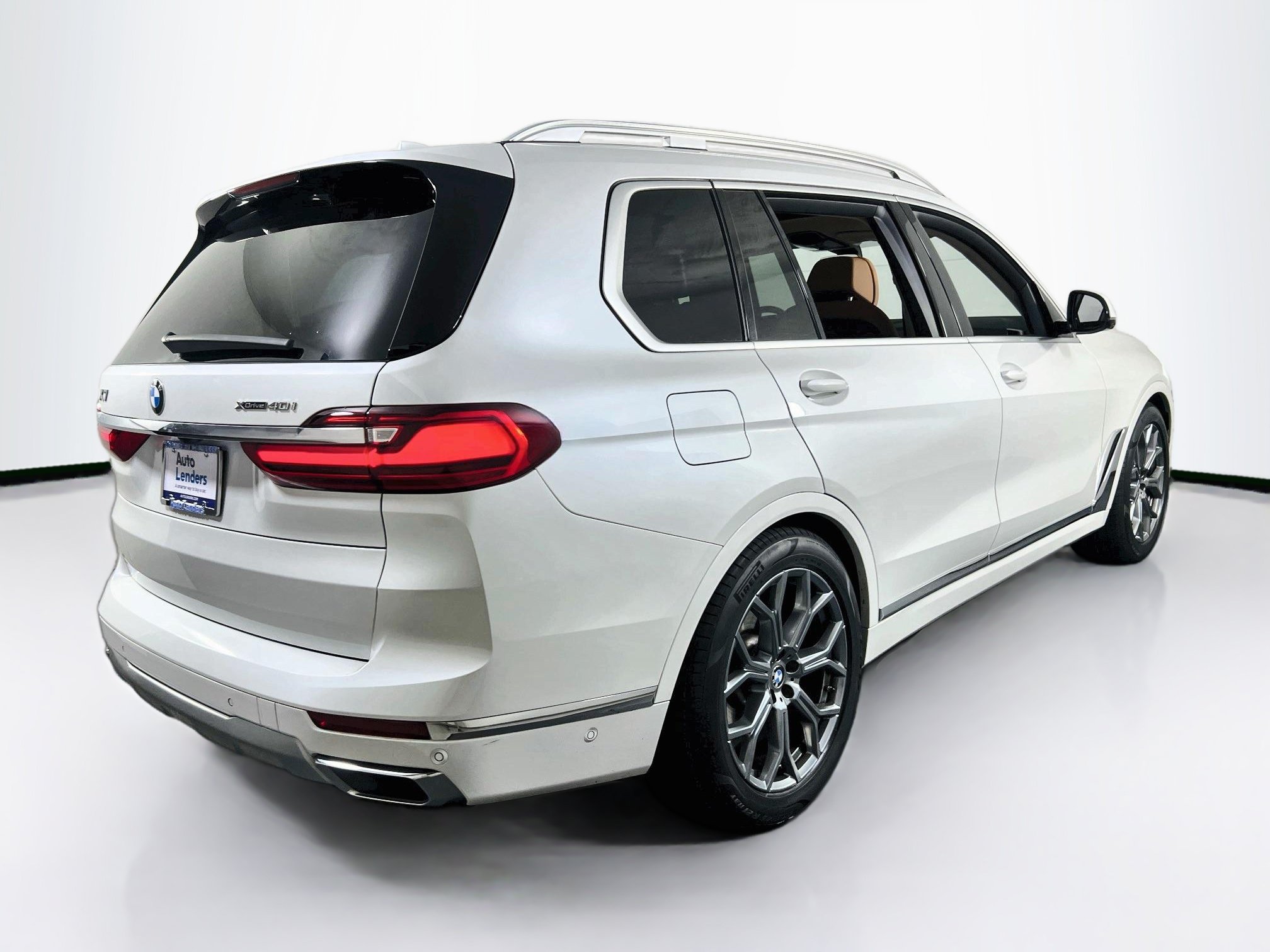 Used 2022 BMW X7 xDrive40i w/ Premium Package AWD/4WD image 5