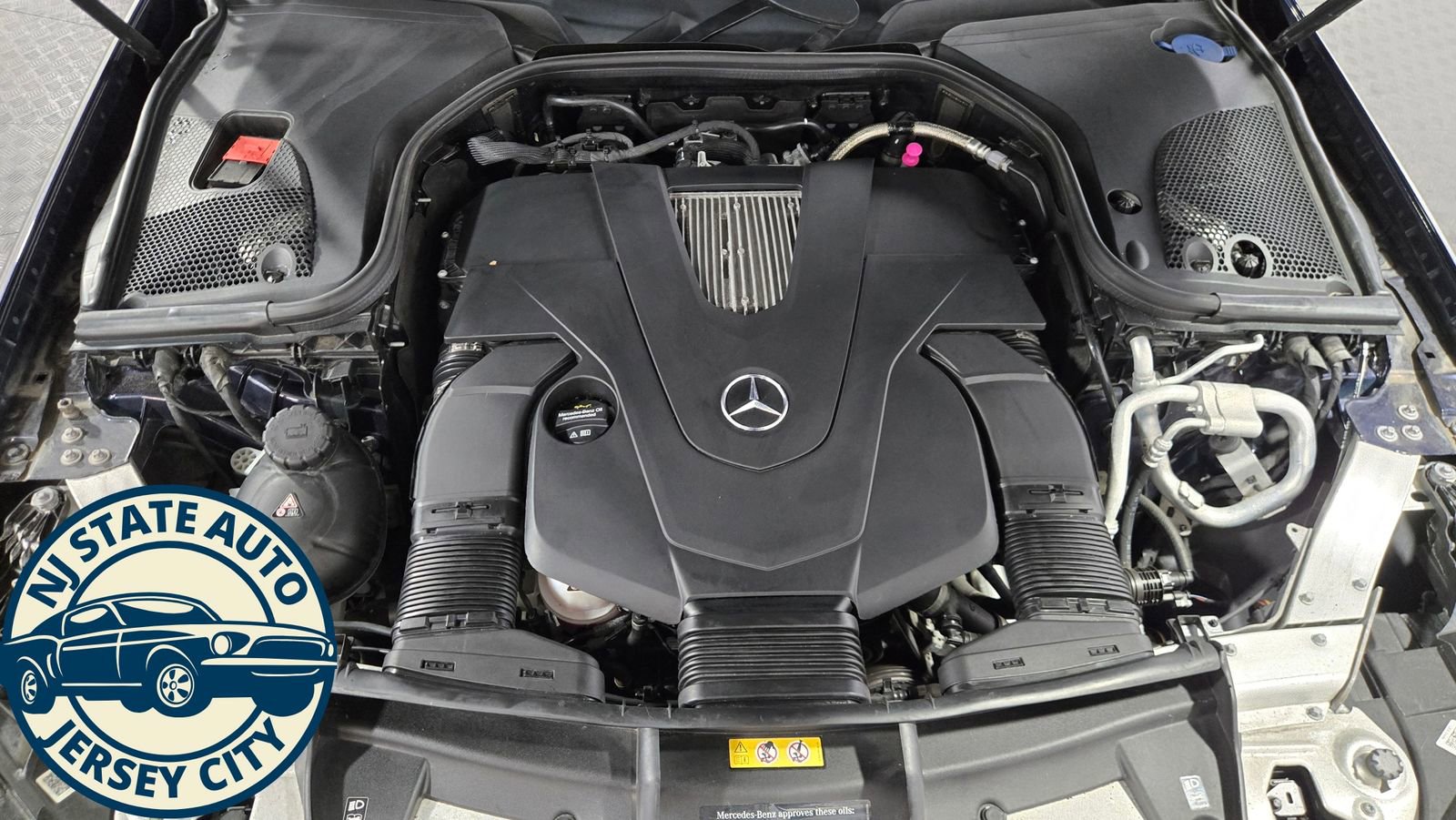 Used 2019 Mercedes-Benz E 450 4MATIC Sedan w/ Premium Package image 35