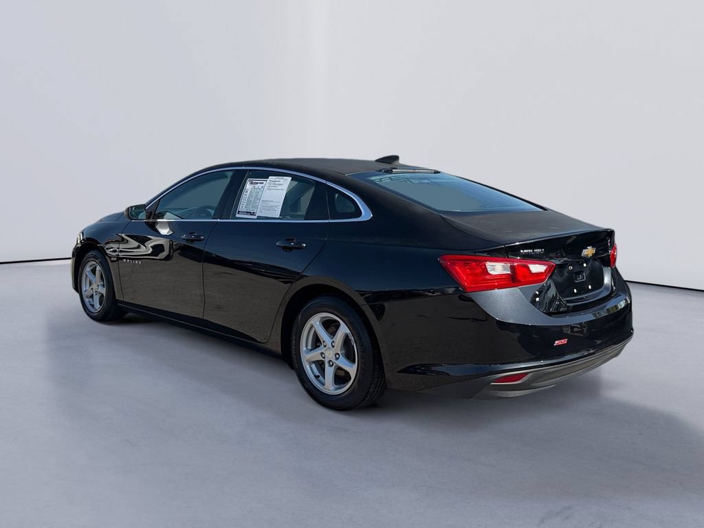 Used 2017 Chevrolet Malibu LS w/ LPO, Convenience Package 1 FWD image 5