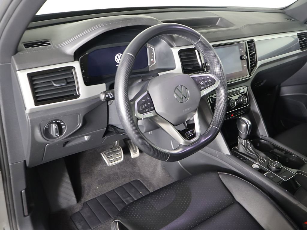 Used 2022 Volkswagen Atlas Cross Sport SEL R-Line image 30