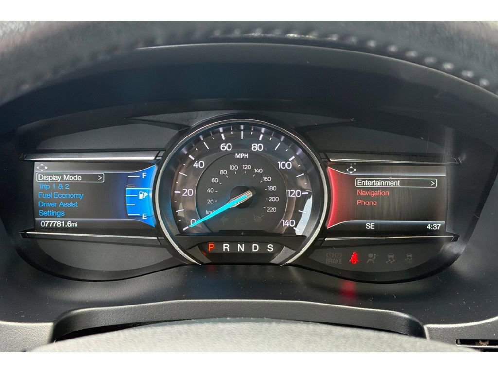 Used 2018 Ford Explorer XLT w/ Equipment Group 202A AWD/4WD image 28