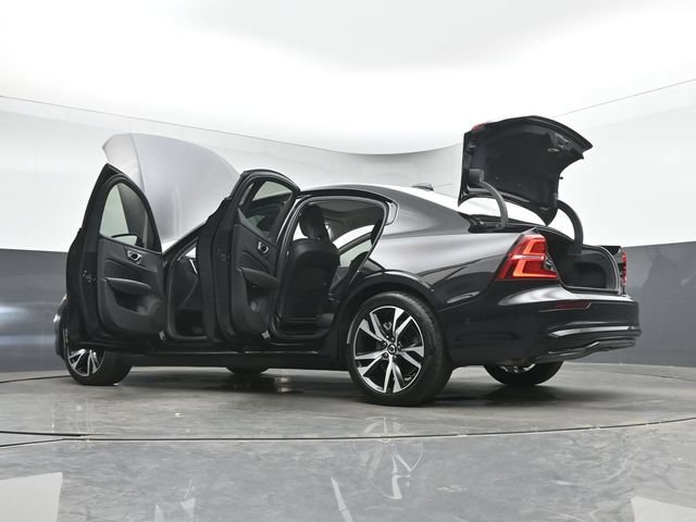 Used 2025 Volvo S60 B5 Plus AWD/4WD image 54