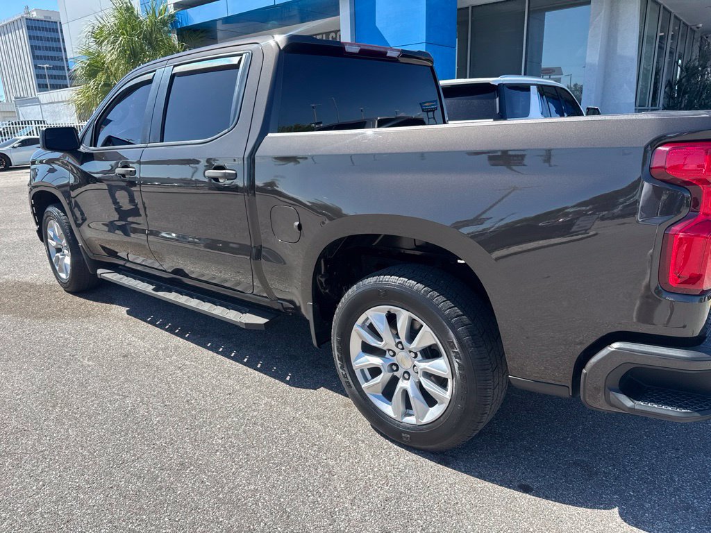 Used 2022 Chevrolet Silverado 1500 Custom w/ LPO, Dark Essentials Package RWD image 7