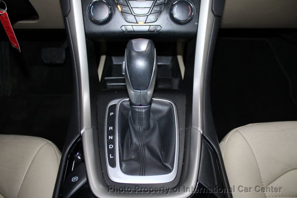 Used 2013 Ford Fusion SE image 15